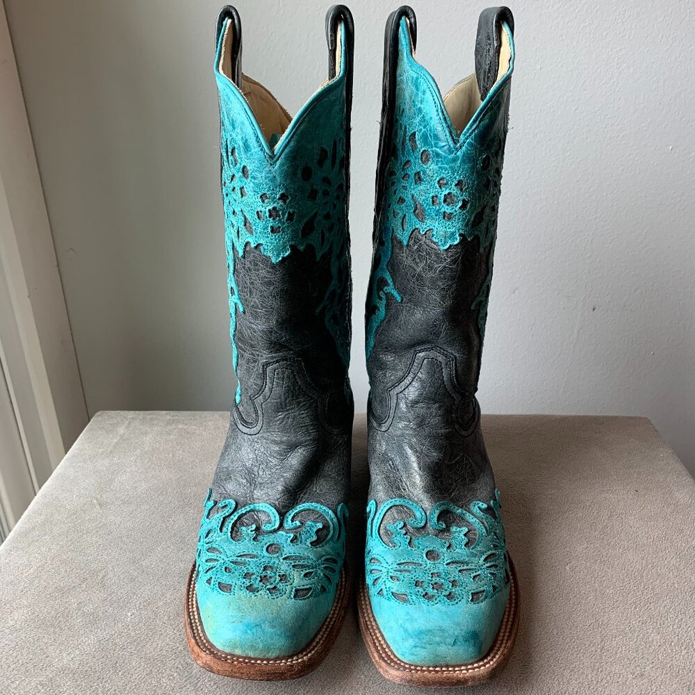 GORGEOUS Corral Turquoise/Dark Gray Distressed Vintage Cowboy Boots | Size 8.5